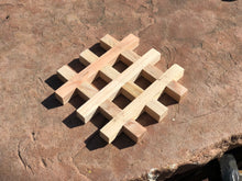 Load image into Gallery viewer, Trivets